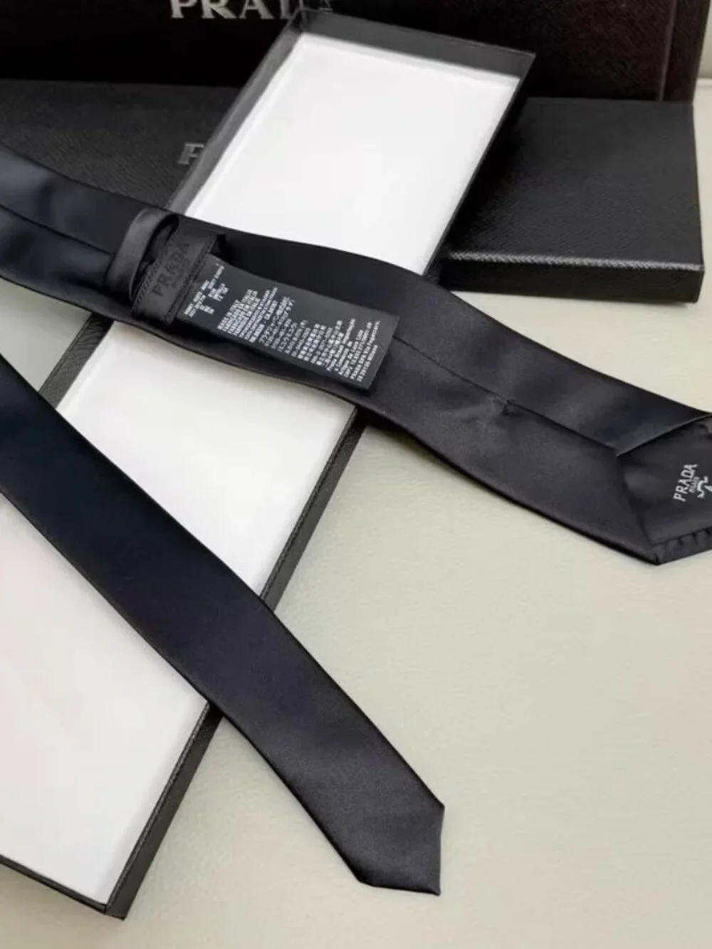 ✨ Prada Black Triangle Logo Silk Neck Tie